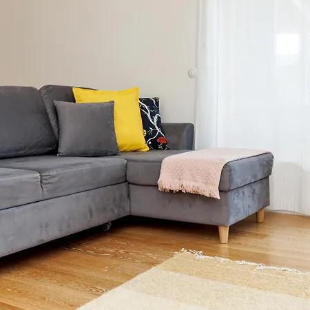 公寓 New! 2 Bedroom Free Parking, Child Friendly, Happening Area - Cafes, Markets, Museums, Old Town Close By 塔林